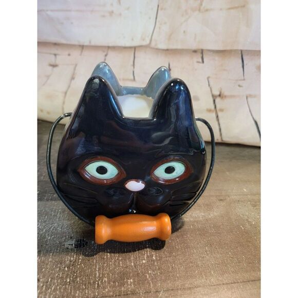 Ceramic Halloween black cat basket decor - Picture 5 of 7